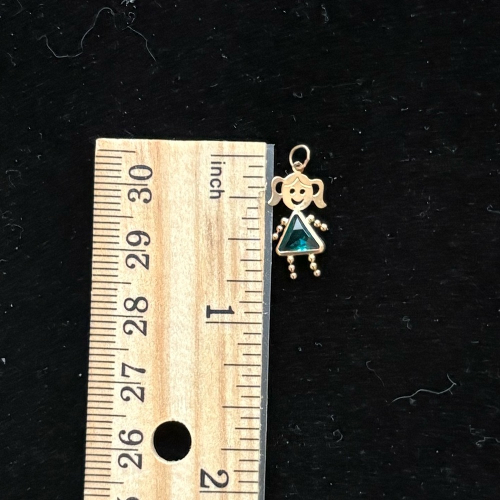 10K Gold December Birthstone Baby Girl Pendant (1980s-90s Vintage Style) - Picture 3 of 5